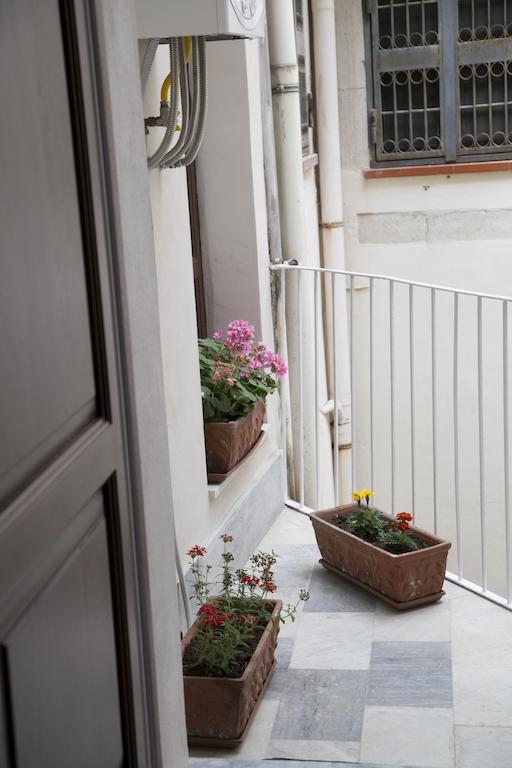 Sirhouse - Boutique Apartment In Ortigia Сиракузы Номер фото